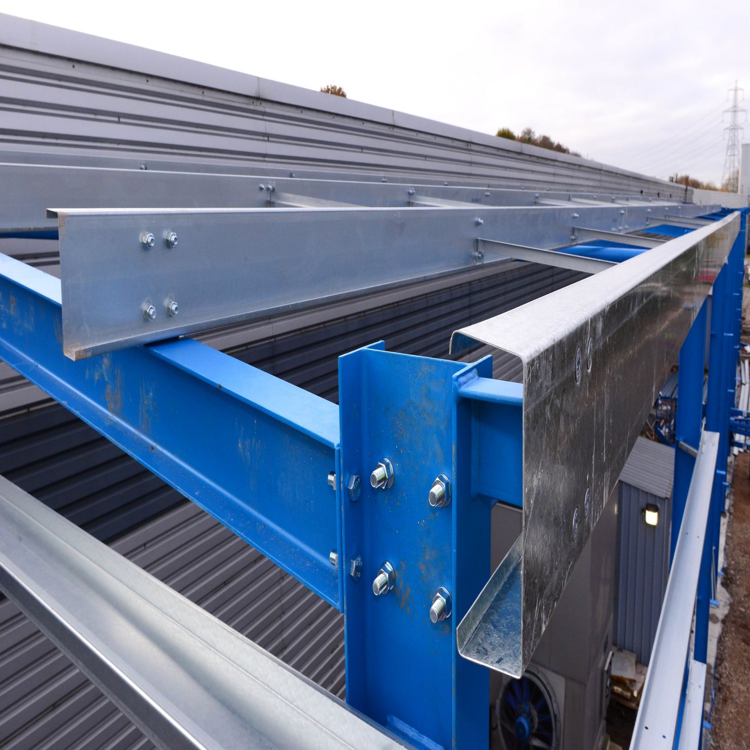 eaves_beams